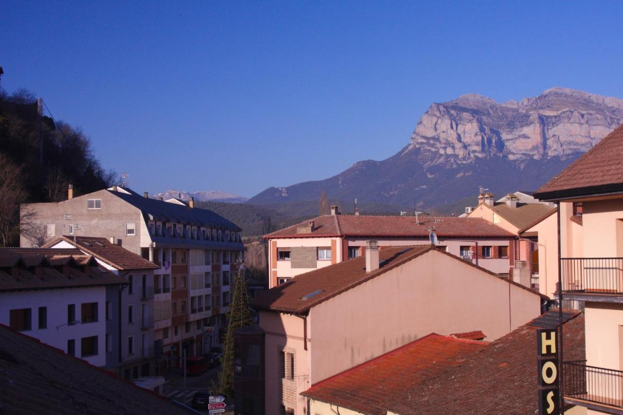 Apartamento Vista Al Ara Aínsa Exteriör bild