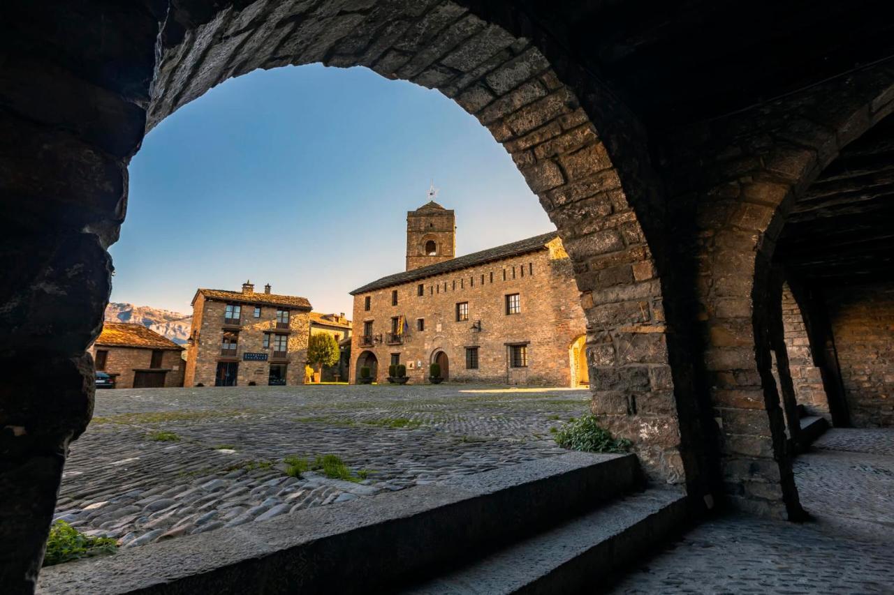 Apartamento Vista Al Ara Aínsa Exteriör bild
